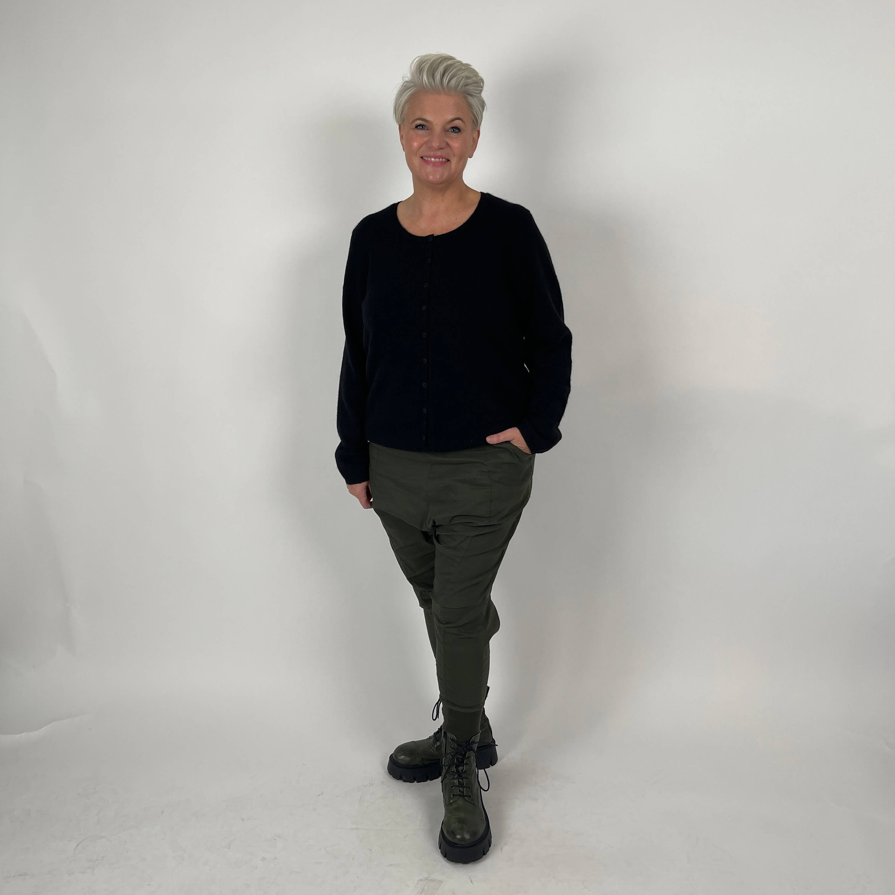 MANSTED Zolanda strik/cardigan black