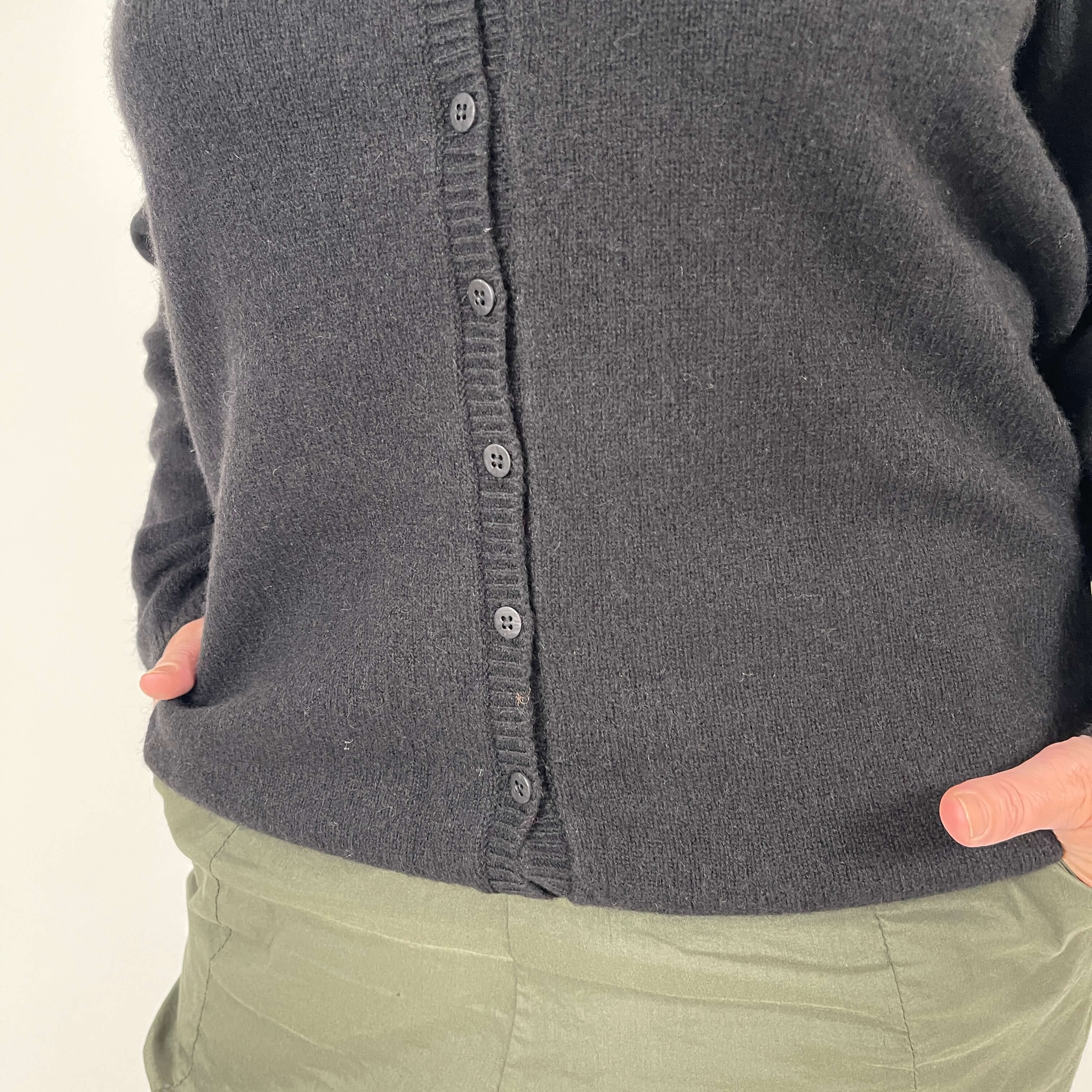 MANSTED Zolanda strik/cardigan black